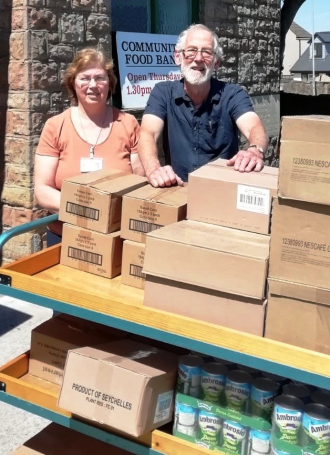 Flashback - Pete Wearn delivering vital food supplies to Patrizia Canova, volunteer at St. John's Foodbank, Kirkby Woodhouse in 2020